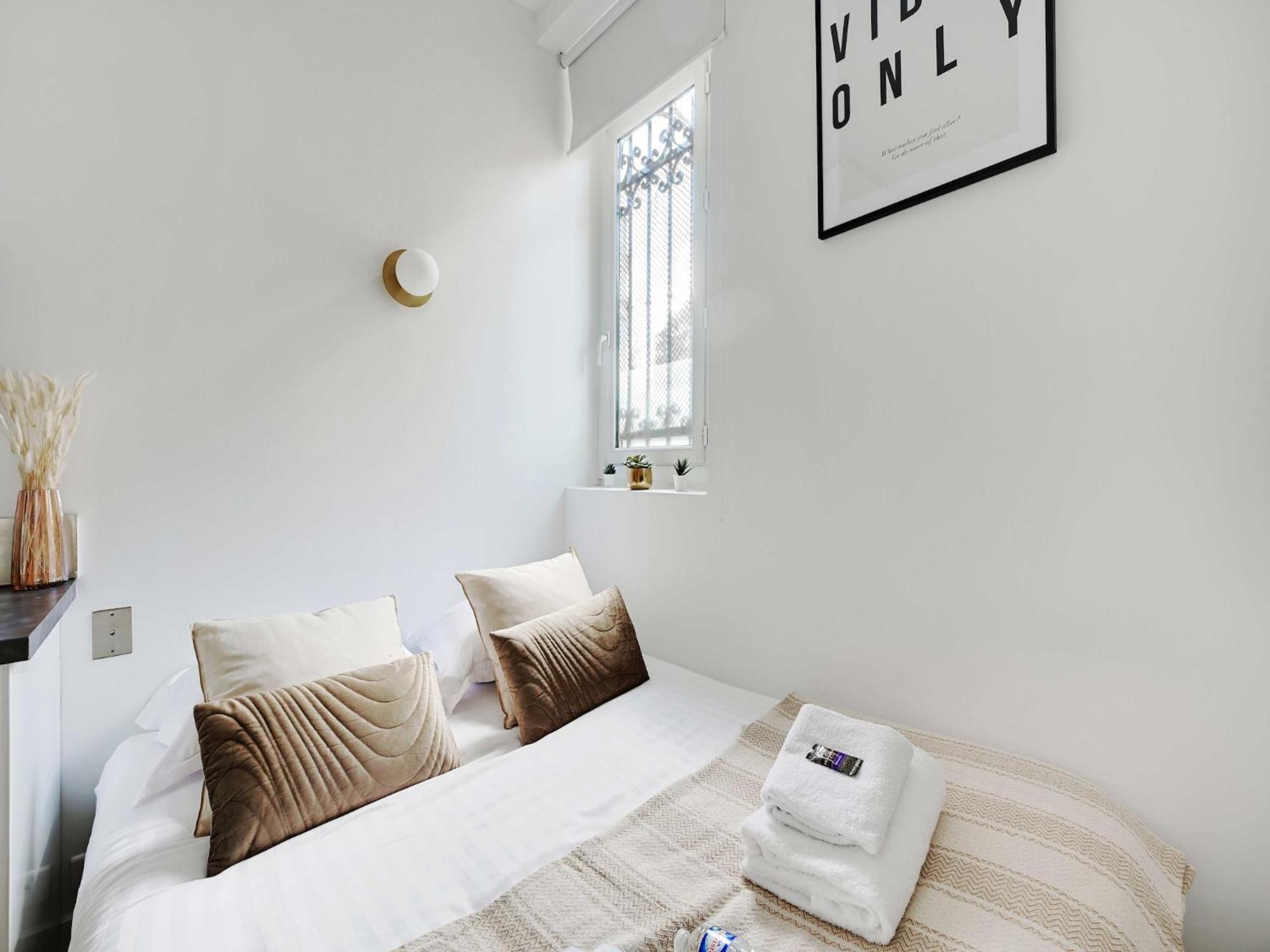Superb 2p Ecole Militaire Eiffel Tower - Mobility Lease * Parijs